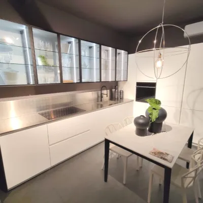 Cucina bianca moderna ad angolo Aran Volare a soli 18856 Euro