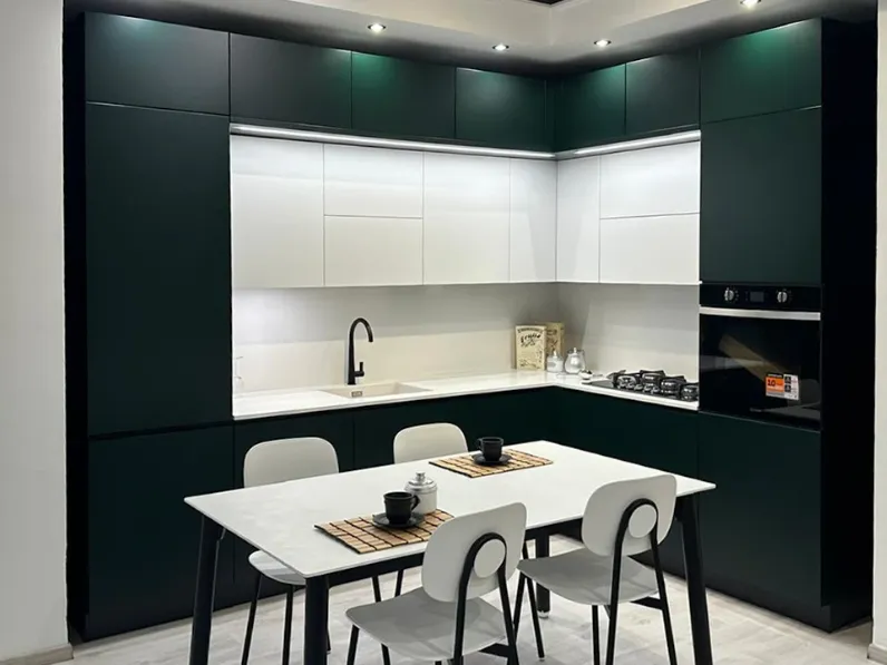 Cucina ad angolo in laccata opaco altri colori Tag a prezzo scontato
