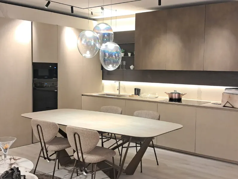Cucina ad angolo in laminato materico a prezzo ribassato 49%