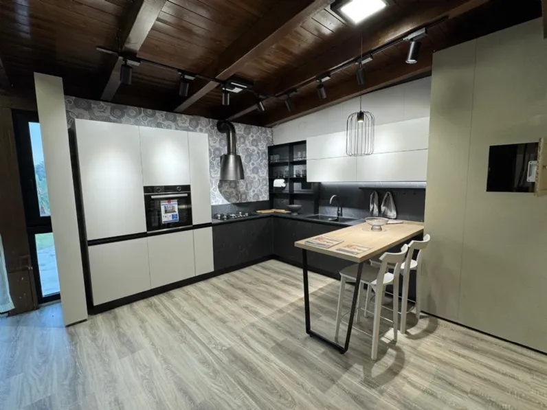 Cucina Febal design ad angolo grigia in laminato materico Modula aria
