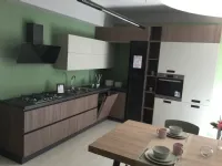 Cucina ad angolo in laminato materico a prezzo scontato