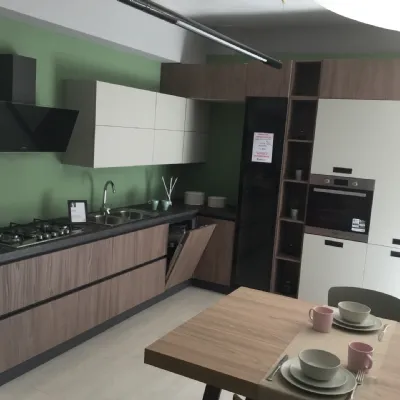 Cucina ad angolo in laminato materico a prezzo scontato