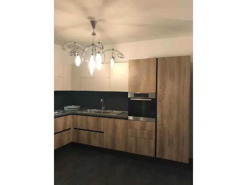 Cucina ad angolo in laminato materico altri colori Mia a prezzo scontato