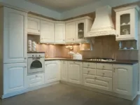 Cucina ad angolo in legno bianca Magda decap� a prezzo ribassato