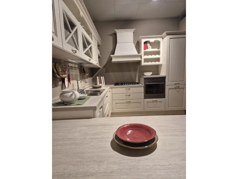 Cucina a prezzo ribassato ad angolo classica Agnese Lube cucine