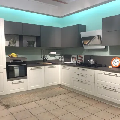 Cucina ad angolo in legno a prezzo scontato 48%