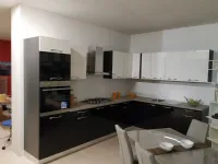 Cucina ad angolo moderna Vega ad angolo bianco e nero Gm cucine a prezzo ribassato