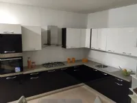 Cucina ad angolo moderna Vega ad angolo bianco e nero Gm cucine a prezzo ribassato