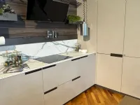 Cucina grigia moderna ad angolo Mia Scavolini in Offerta Outlet