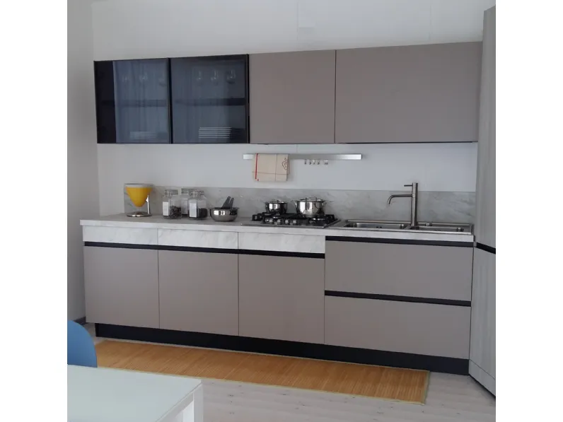 Cucina a PREZZI OUTLET in melaminico Dibiesse -70%
