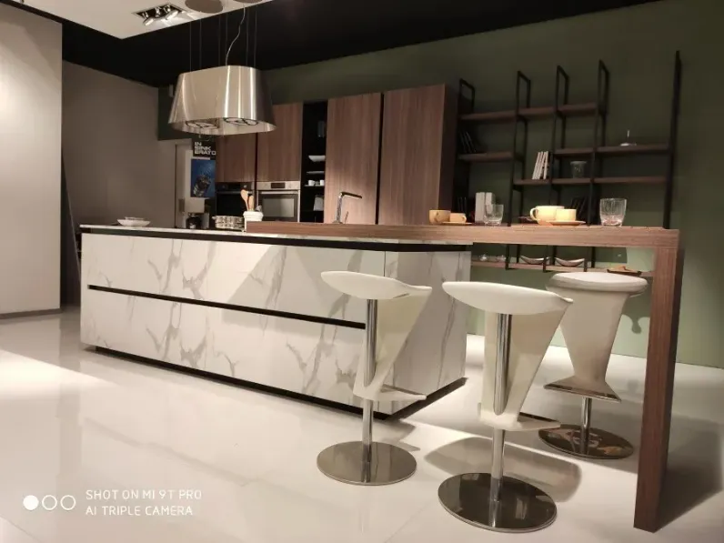 Cucina ad isola in laminato opaco bianca Kal z6 a prezzo ribassato