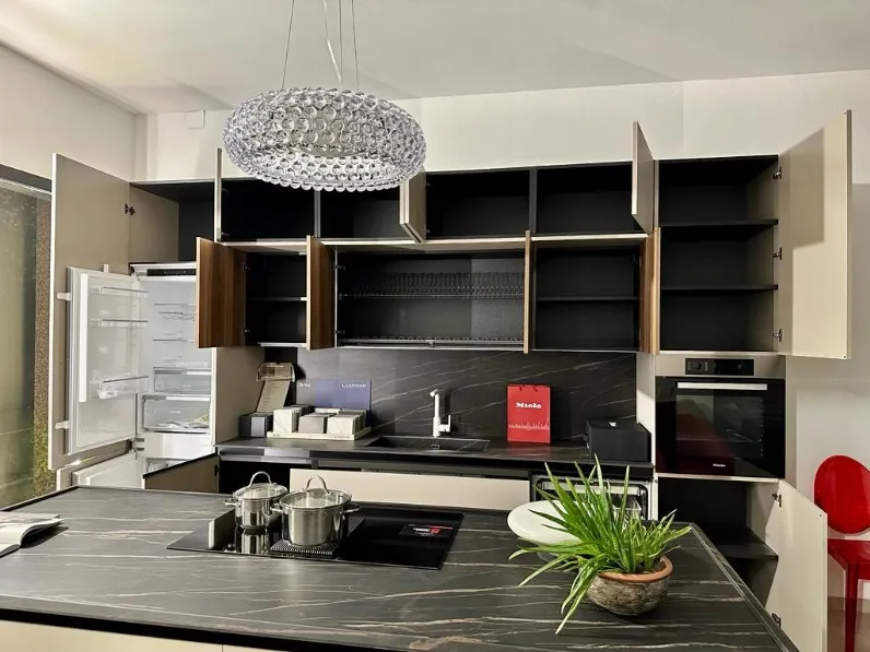 Cucina modello Bluna Binova PREZZO SCONTATO 40%