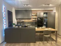 Richiedi il prezzo: cucina altri colori moderna Lounge vetro opaco di Veneta cucine in Offerta Outlet 