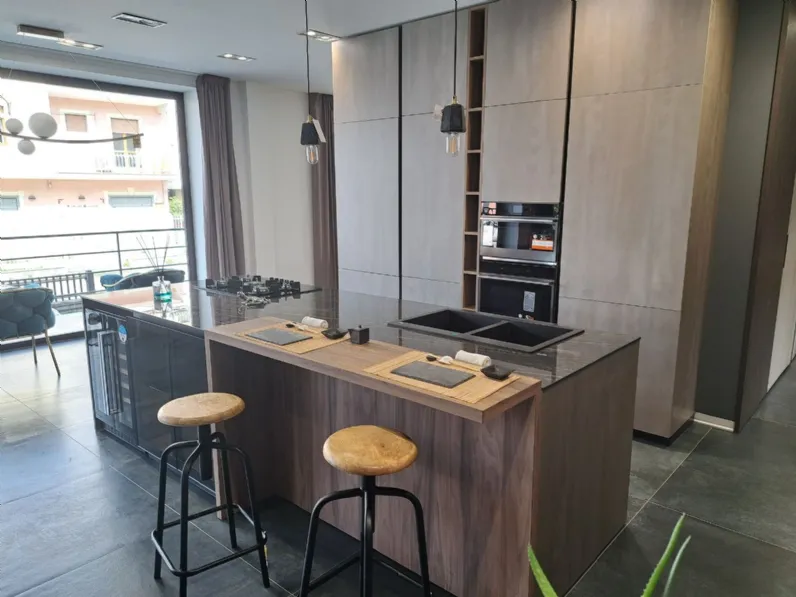 Cucina ad isola moderna Rho Armony: sconto fino al 50%!