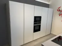 Cucina Ak4 design grigia Arrital con isola scontata 40%