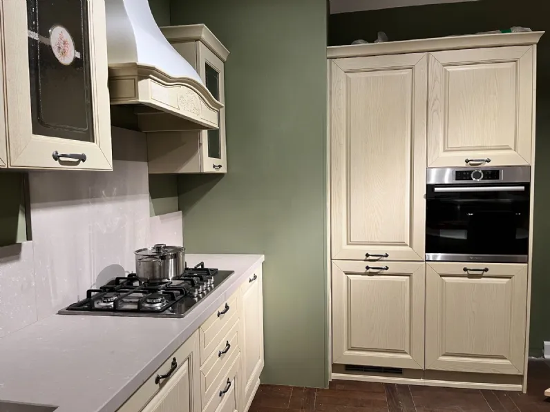 Rinnova la tua cucina con Home cucine a prezzi outlet -50%. Scegli un design unico con laminato materico.