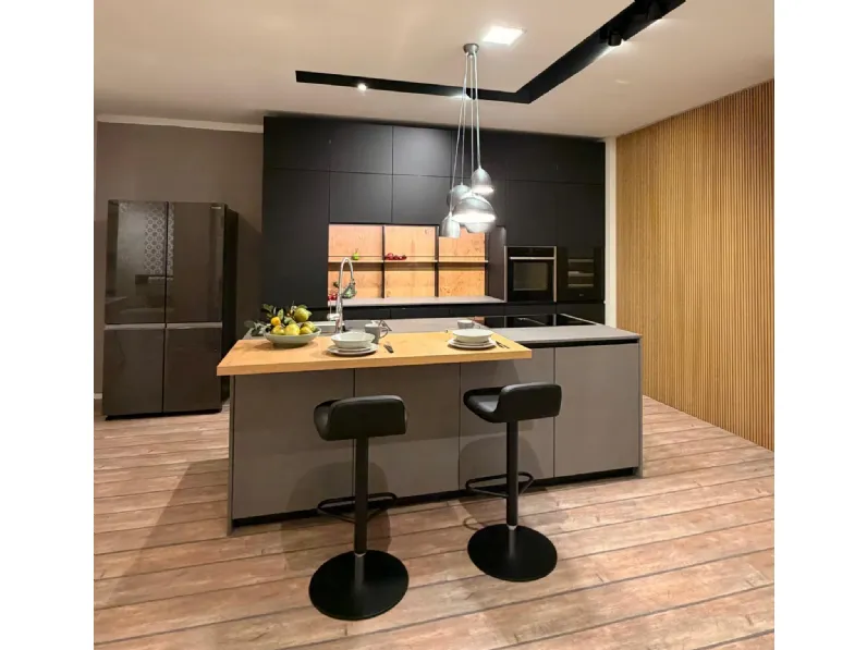 Cucina Metropolis aliant  design altri colori Stosa con isola scontata 30%