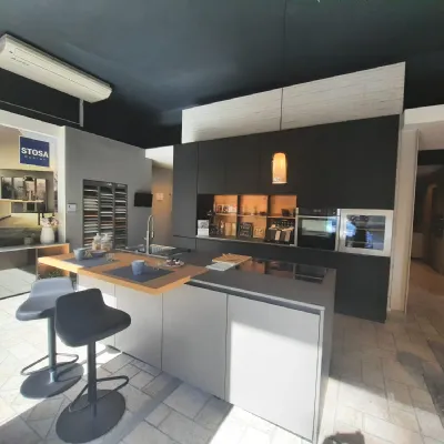 Cucina altri colori design con isola Metropolis aliant  Stosa a soli 23985