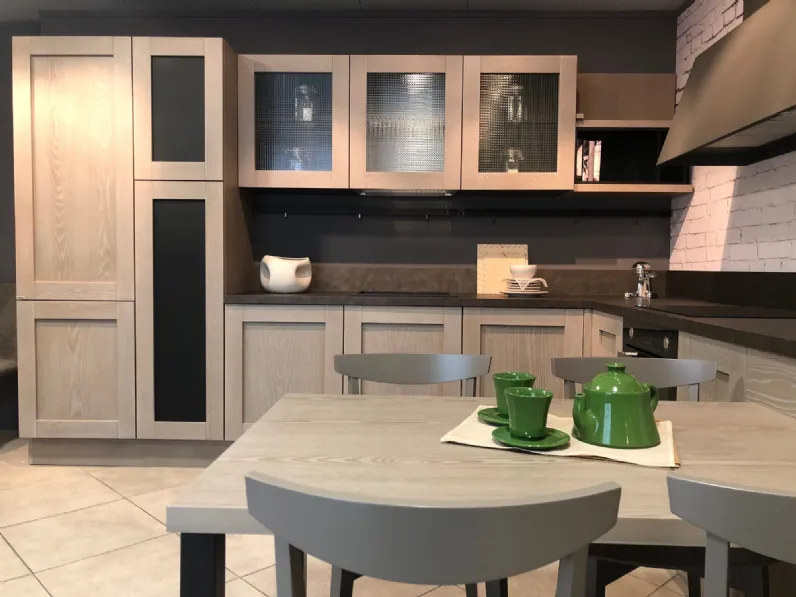 Cucina altri colori design con penisola Licia Aran in Offerta Outlet