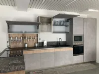 Cucina a prezzo scontato con penisola design Natural Moretti compact