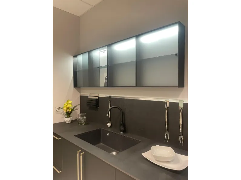 Cucina a prezzo ribassato lineare design Musa Scavolini