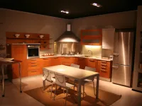 Cucina in legno moderna ad angolo Abita di Euromobil in Offerta Outlet