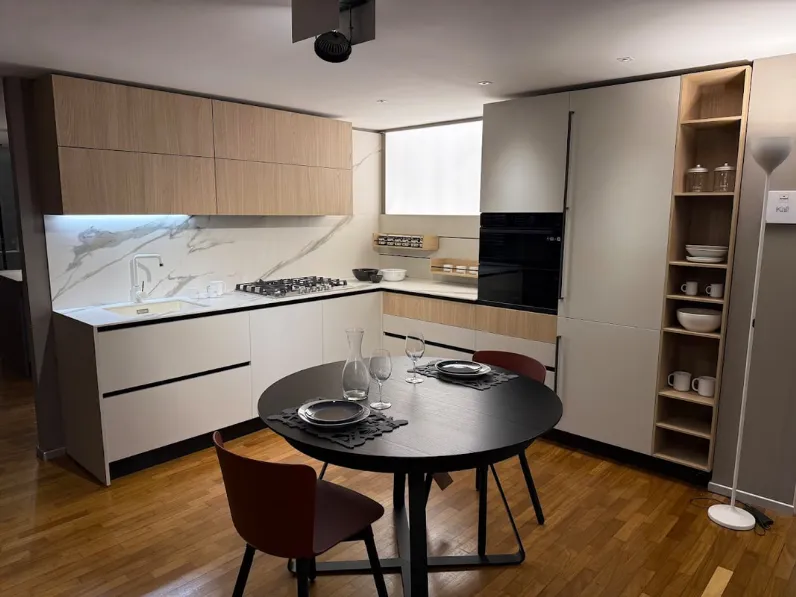 Cucina Kal moderna altri colori Arredo3 ad angolo scontata 50%