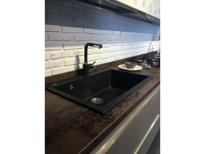 Cucina altri colori moderna ad angolo Clover bridge Lube cucine in Offerta Outlet