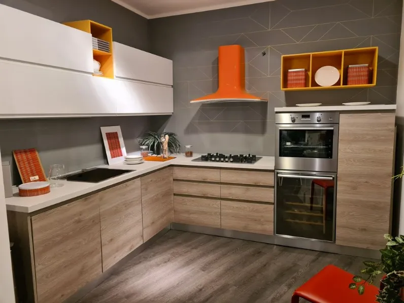 Cucina altri colori moderna ad angolo Luna Mobilturi in Offerta Outlet