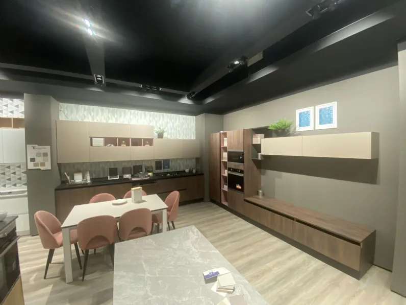 Cucina ad angolo in laminato opaco altri colori Nevada cielo anta mm. 22 a prezzo ribassato