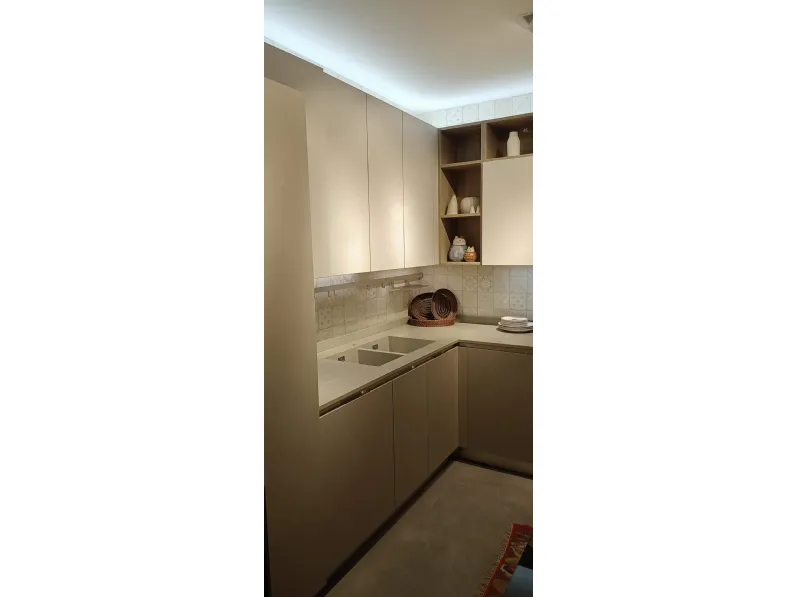 Cucina altri colori moderna ad angolo Start time go 19 Veneta cucine