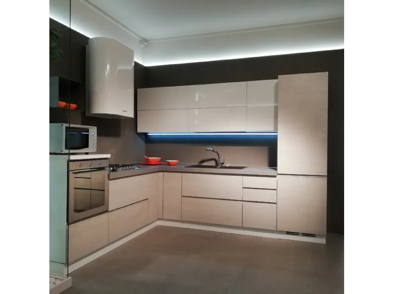 Cucina altri colori moderna ad angolo Wega Arredo3 scontata