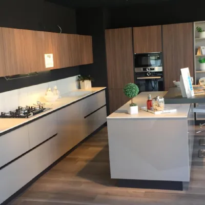 Cucina altri colori moderna ad isola Cucina mod. domino Primacucine in Offerta Outlet