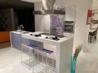 Cucina altri colori moderna ad isola Nilde Lube cucine scontata