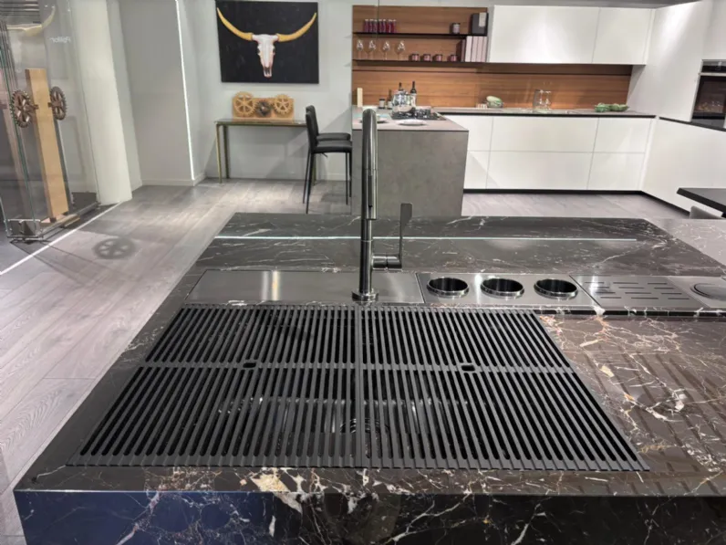 Cucina altri colori moderna Convivium Arclinea in Offerta Outlet 