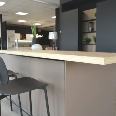 Cucina a PREZZI OUTLET in laminato opaco Arredo3 -15%