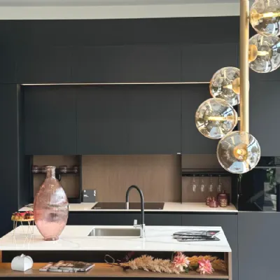 Cucina altri colori moderna con isola Scavolini Mira a soli 21000 Euro