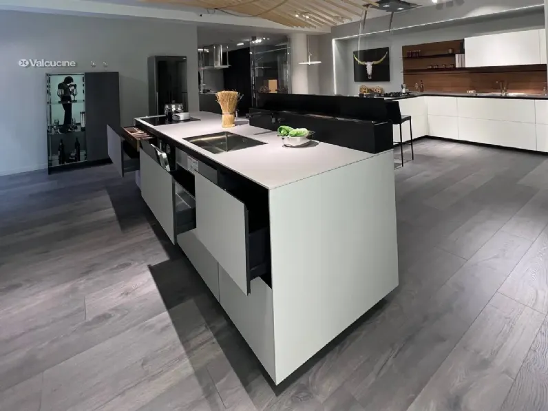 Cucina a PREZZI OUTLET in hpl Valcucine -40%