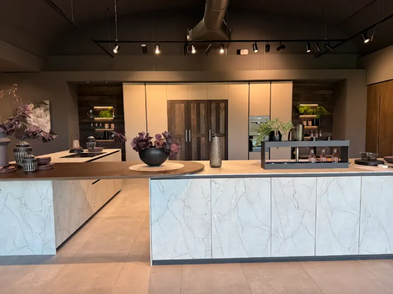 Cucina a prezzo ribassato con isola moderna Zecchinon Zecchinon