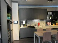 Cucina lineare in melaminico altri colori Miton  a prezzo ribassato