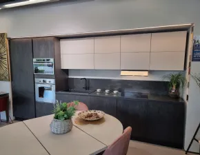Cucina moderna Mobilturi lineare New Star, altri colori a 7800€.