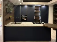 Cucina con isola in vetro blu Alutech  a prezzo ribassato