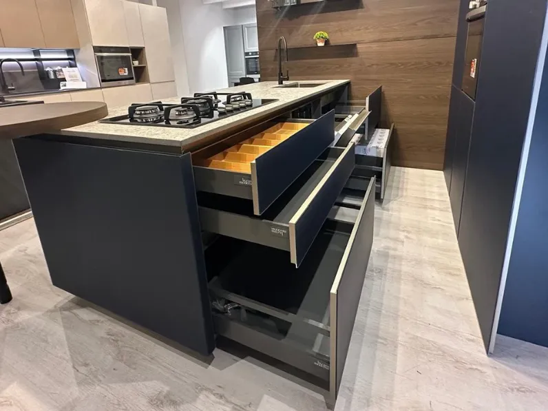 Cucina Alutech  moderna blu La casa moderna con isola scontata 55%