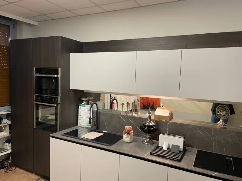 Cucina lineare moderna grigia Antares Lam a soli 14246 Euro