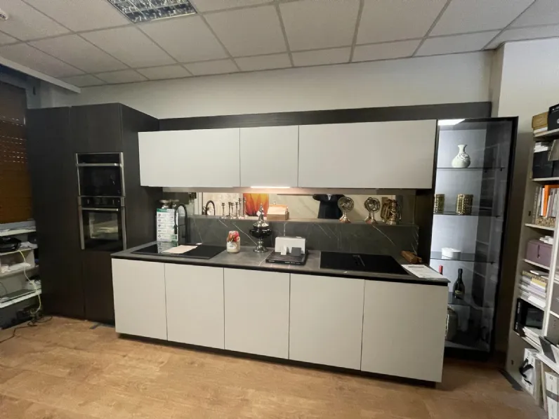 Cucina lineare moderna grigia Antares Lam a soli 14246 Euro
