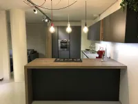 Cucina antracite moderna con penisola Plana kal Arredo3