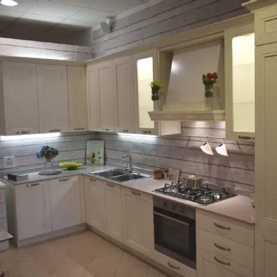 Cucina Arredo3 classica ad angolo bianca in legno Apera
