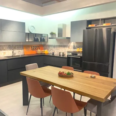 Cucina ad angolo in laminato materico a prezzo scontato 44%