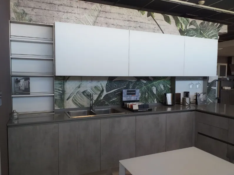 Cucina Aran moderna con penisola bianca in vetro Lab 13 