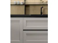 Scopri la cucina Meg in laminato opaco bianco, ad angolo e a prezzo scontato!